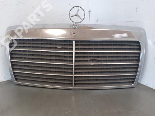 Grille MERCEDES-BENZ 124 Saloon (W124) 300 E 4-matic (124.230) (180 hp) 9364191