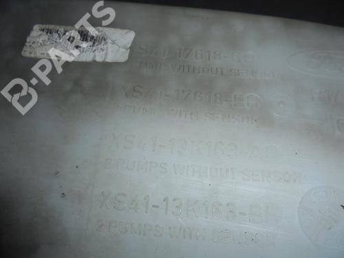 Windscreen washer tank FORD FOCUS I Saloon (DFW) 1.8 Turbo DI / TDDi | BP7429668C113 