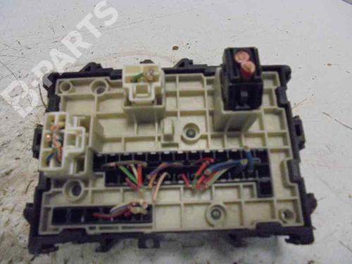 Fuse box NISSAN PICK UP (D22) | BP5331654E1