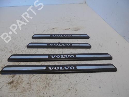 Other VOLVO S80 II (124) 4.4 V8 AWD 8659960 | 8659961 |