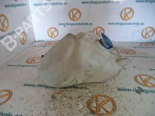Used Windscreen washer tank VW GOLF III (1H1) [1989-1998]  7429899