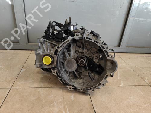 gearbox-kia-ceed-hatchback-ed-2006-2007-2008-2009-2010-2011-2012-34395373 main image