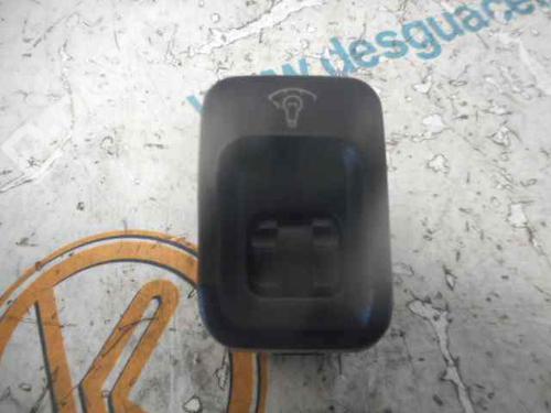 Used Headlight switch HYUNDAI SONATA IV (EF) 2.0 16V (136 hp) 2459493