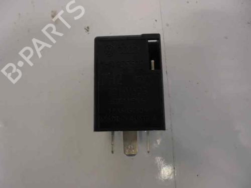 Used Electronic module VW POLO III (6N1) 64 1.9 SDI (64 hp) 14185460