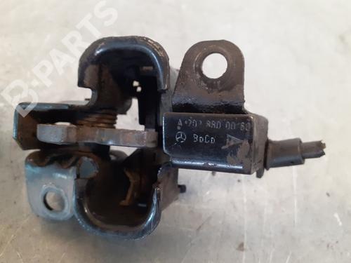 Hood lock MERCEDES-BENZ E-CLASS (W211) E 270 CDI (211.016) | BP8781108C133 