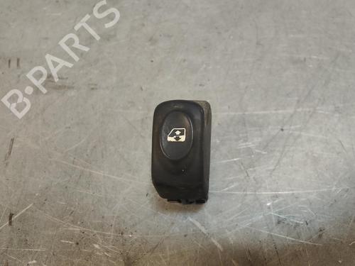 Used Right rear window switch RENAULT MEGANE I Classic (LA0/1_) [1996-2008]  16287565