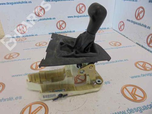 manual-gearbox-selector-volvo-s60-i-384-24-d-30646412-2000-2001-2002-2003-2004-2005-2006-2007-2008-2009-2010-7428926 main image