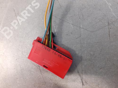 Steering wheel controls RENAULT MEGANE I (BA0/1_)  | BP9447746E15 