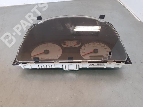 Used Instrument cluster HYUNDAI TERRACAN (HP) [2001-2008]  7289395