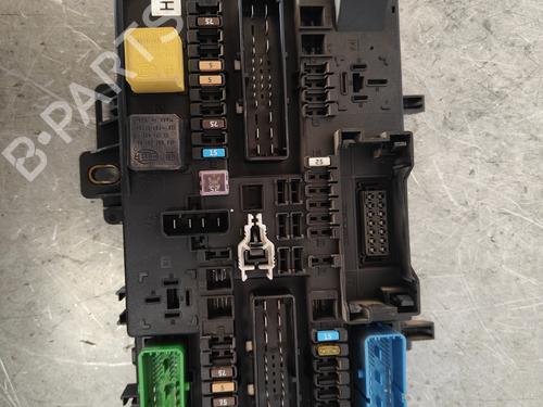 Used Fuse box OPEL ASTRA H (A04) [2004-2014]  19074743