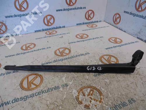 Used Front windshield wiper arm SEAT LEON (1P1) [2005-2013]  3524824