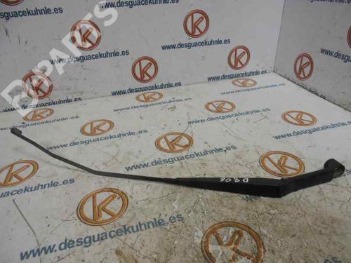 Used Front windshield wiper arm SMART FORFOUR (454) 1.3 (454.031) (95 hp) 6631169