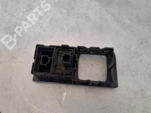 Switch RENAULT MEGANE III Hatchback (BZ0/1_, B3_)  | BP7888321I30 