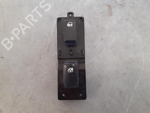Used Right front window switch KIA CARENS III MPV (UN) [2006-2013]  10418340