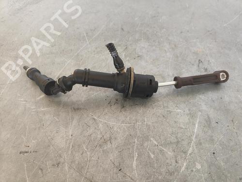 Used Clutch slave cylinder DACIA SANDERO II [2012-2025]  14189594