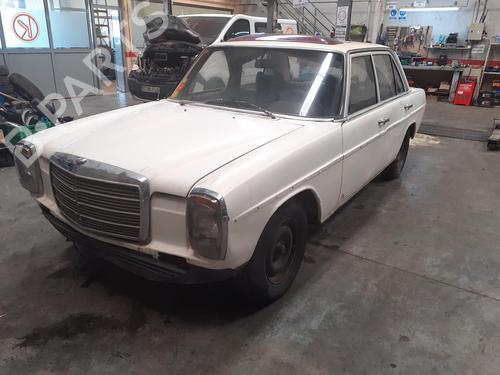 Interior roof MERCEDES-BENZ /8 (W115) 220 D (115.110) | BP7544044I12 