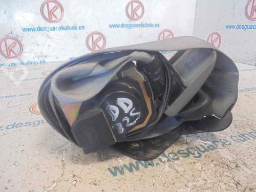 Used Front right seatbelt OPEL SINTRA (APV) 2.2 DTI (116 hp) 8753436