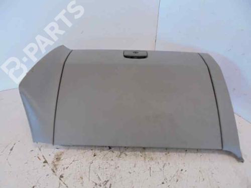 Used Glove box KIA SORENTO I (JC) 2.5 CRDi 4WD (140 hp) 5608937
