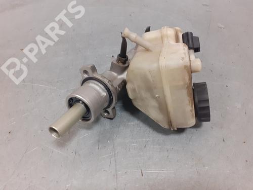 Used Brake master cylinder FORD MONDEO III Saloon (B4Y) 2.0 TDCi (130 hp) 8877180