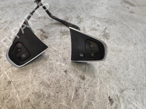 Steering wheel controls RENAULT CLIO IV (BH_)  | BP27573092E15 