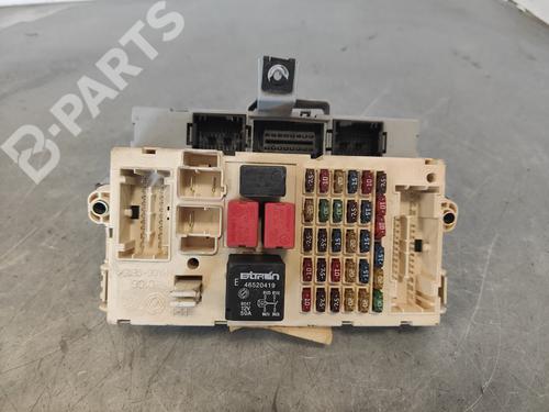 Used Fuse box ALFA ROMEO 147 (937_) 1.9 JTDM (937.AXD1A, 937.AXV1A, 937.BXB1A) (115 hp) 11836307