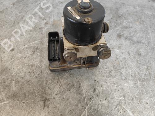 Used ABS pump FORD FIESTA V (JH_, JD_) 1.6 16V (100 hp) 27303038