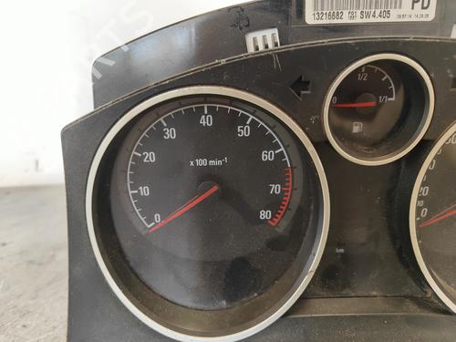Instrument cluster OPEL ASTRA H (A04)  | BP19074742C47 