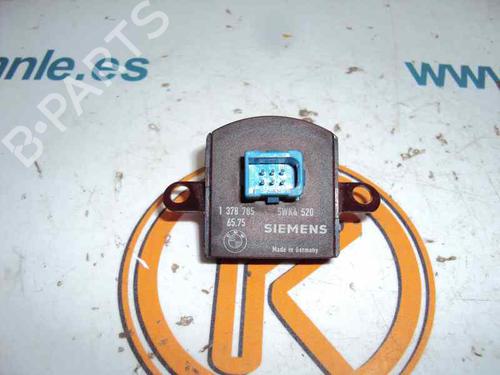 Elektronische module BMW 5 (E34) 525 td (115 hp) 13787856575 | 13787856575 | 5WK4520 | SIEMENS |