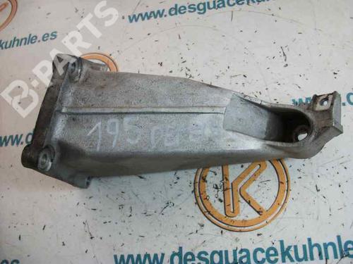 Used Engine mount BMW 7 (E38) 740 d (245 hp) 10271219
