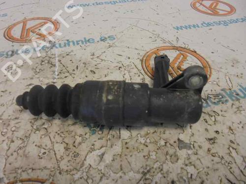 Used Clutch slave cylinder VW PASSAT B5.5 Variant (3B6) [2000-2005]  14184562