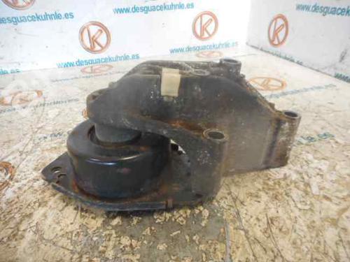 Used Engine mount RENAULT MASTER II Van (FD) 2.5 D (80 hp) 10269739