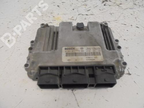 Motorstyringsenhet RENAULT MEGANE II Saloon (LM0/1_) [2003-2025]  6212559