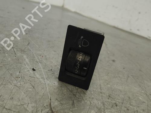 Used Headlight switch TOYOTA CELICA Coupe (_T23_) 1.8 16V VT-i (ZZT230_, ZZT230) (143 hp) 12515919