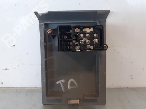 Right rear window switch KIA CARNIVAL II (GQ) 2.9 CRDi | BP7032981I28 