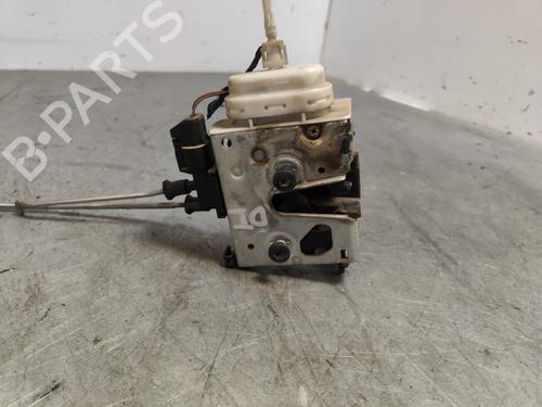 Fechadura frente esquerda AUDI A4 B5 Avant (8D5) 2.5 TDI (150 hp) 31156060