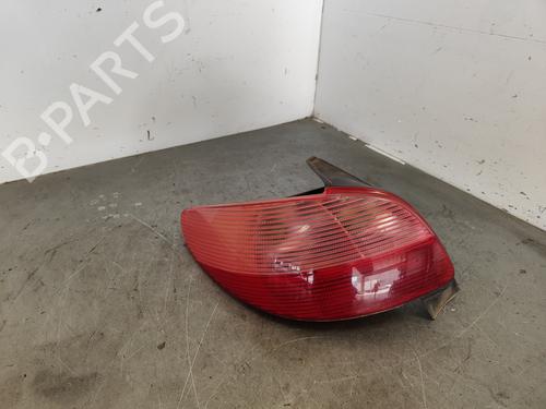 Used Left taillight PEUGEOT 206 Hatchback (2A/C) [1998-2012]  20036841