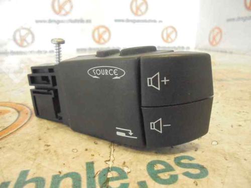 Steering wheel controls RENAULT ESPACE IV (JK0/1_) 2.2 dCi (JK0H) | BP2451900E15 