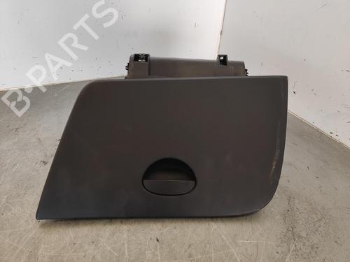 Used Glove box SEAT LEON (1P1) [2005-2013]  13914224