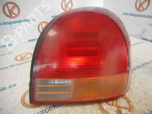 Used Right taillight HYUNDAI SONATA IV (EF) 2.0 16V (136 hp) 2475868