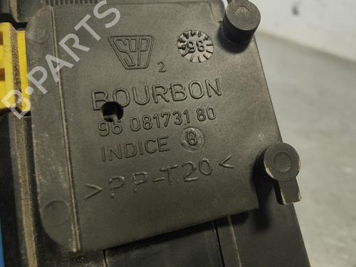 Fuse box PEUGEOT 306 (7B, N3, N5)  | BP13524932E1 