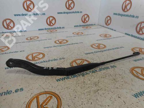 Used Front windshield wiper arm AUDI A8 D2 (4D2, 4D8) 3.7 quattro (230 hp) 3512789