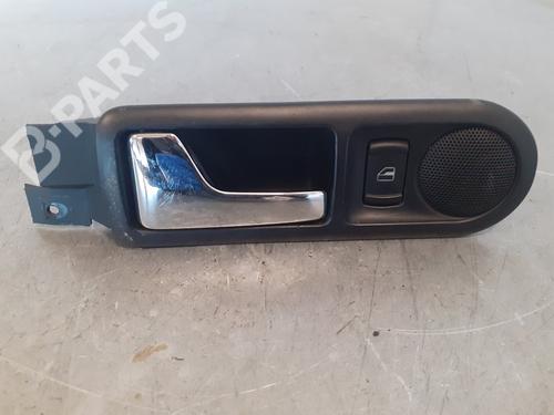 Venstre bak invendig håndtak VW PASSAT B5 (3B2) 1.9 TDI (110 hp) 8794982