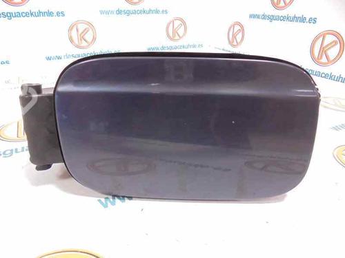 Używane Klapa wlewu paliwa BMW 7 (E65, E66, E67) 730 d (218 hp) 5403694