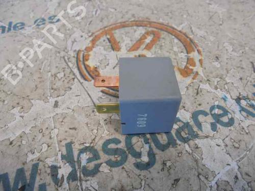 Used Electronic module CHEVROLET EPICA (KL1_) 2.0 D (150 hp) 14181729