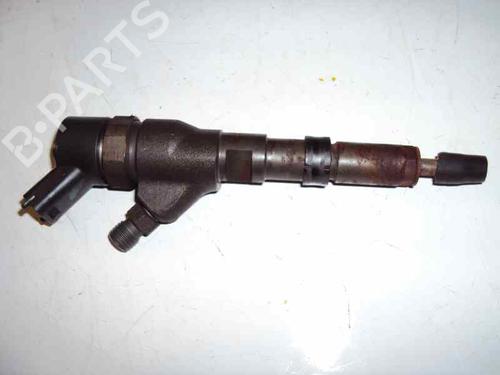 Used Injector PEUGEOT 309 I (10C, 10A) [1985-1989]  2471088