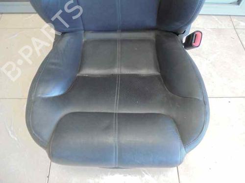 Right front seat ALFA ROMEO GT (937_) 1.9 JTD (937CXN1B) | BP2495349C16 