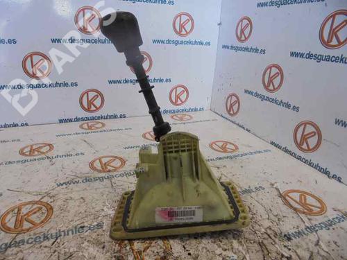 Used Gear lever RENAULT KANGOO (KC0/1_) D 65 1.9 (KC0E, KC02, KC0J, KC0N) (64 hp) 7428483