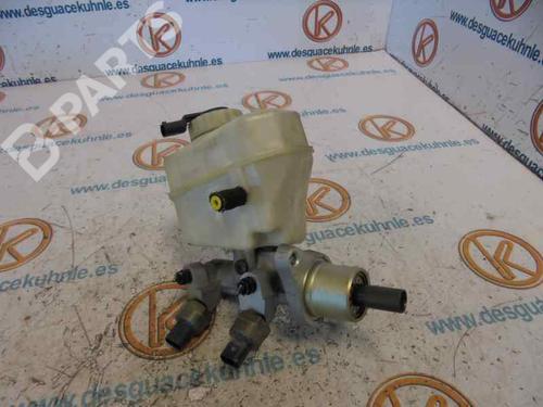 Used Brake master cylinder BMW 3 Touring (E46) 318 i (143 hp) 4867802
