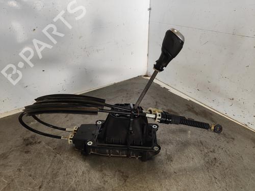 Used Gear lever RENAULT CLIO IV (BH_) [2012-2021]  27606673