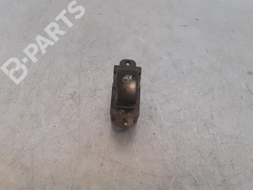Used Right front window switch HYUNDAI TERRACAN (HP) [2001-2008]  7285763